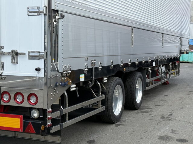 日本トレクス：トレーラー冷凍ウィング：段付き：2軸：前壁冷凍機：リフトアクスル