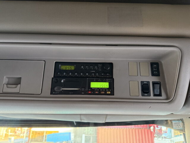 日野：テラヴィ：ハイルーフ：トレーラーヘッド：架装多数：ブタ鼻：後輪エアサス