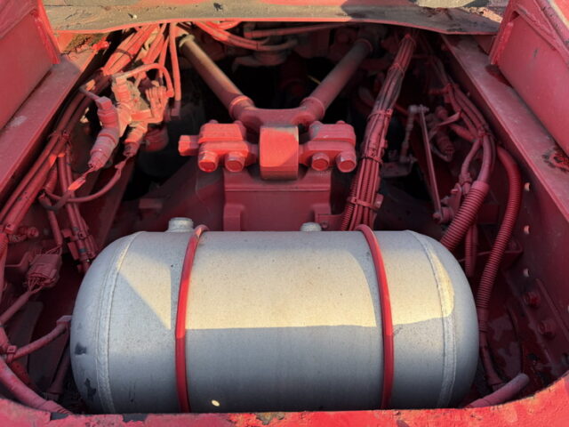 日野:プロフィア:ハイルーフ:トレーラーヘッド:メッキ多数:後輪エアサス:480馬力