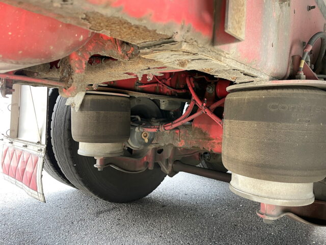 いすゞ　ギガ　ハイルーフ　ウィング　造りボディ　1Mアオリ　ステンレス多数