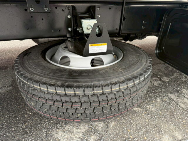 日野：17レンジャー：冷凍ウィング：アルミシマ床：-30度設定：6速MT：240馬力