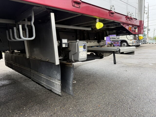 スーパーグレート：ハイルーフ：ウィング：メッキ多数：アルミホイール：格納ゲート