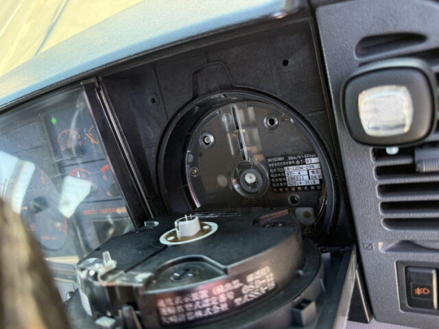 日野：テラヴィ：ハイルーフ：トレーラーヘッド：後輪エアサス：V8ツインターボ