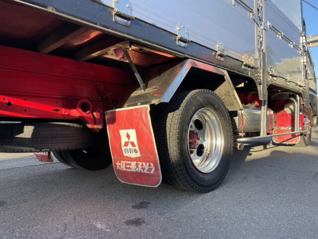 キャンター　平ボデーアルミブロック　標準幅　ロング　6速ＭＴ　生エンジン