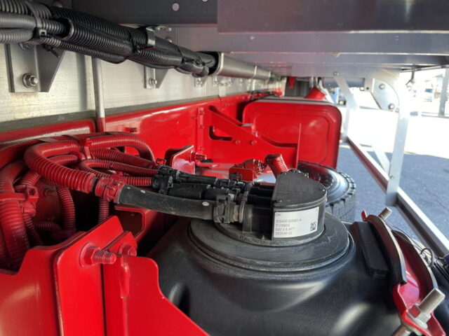 日野　17レンジャー　ハイルーフ　ウィング　6200ワイド　エアサス　240馬力