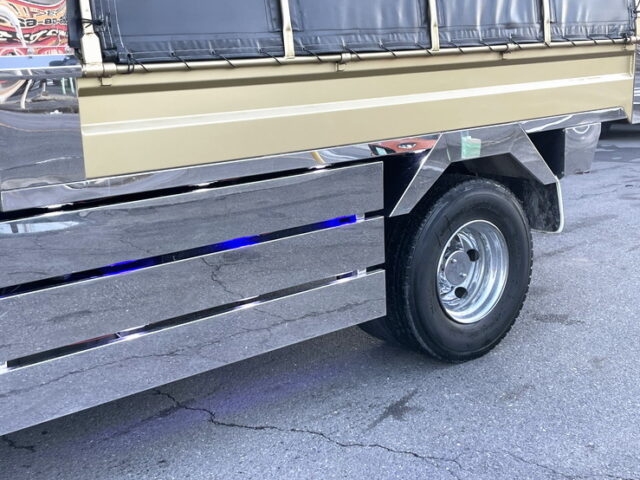 ふそう：ファイター：ダンプ：架装多数：メッキホイール：6発ターボ：240馬力