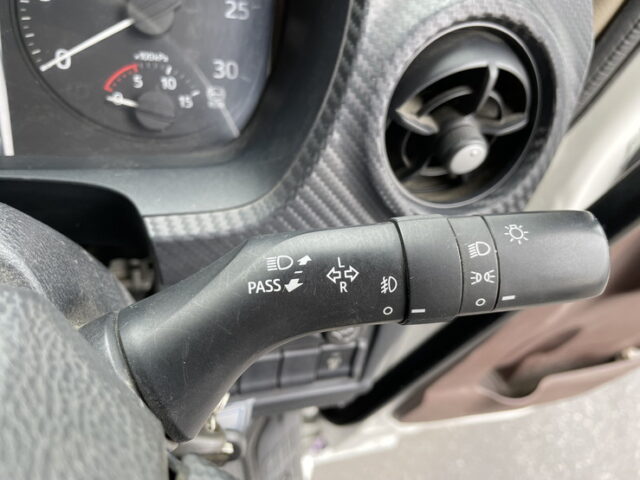 日野：プロフィア：ハイジャッキセルフ：アルミホイール：ステンレスサイドバンパー：TADANO４段クレーン