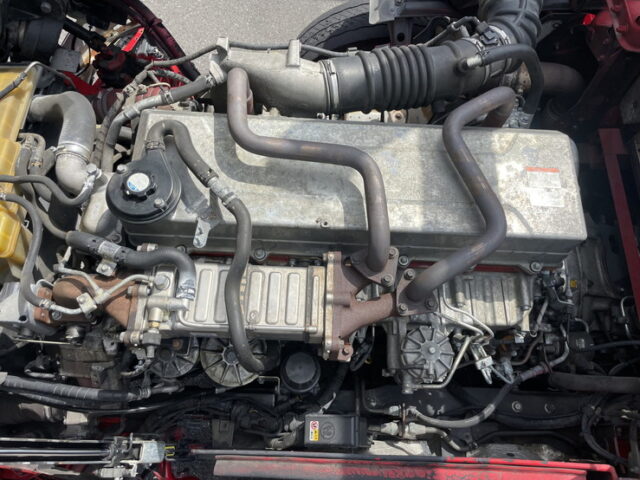 日野　プロフィア　ハイルーフ　トレーラーヘッド　煙突マフラー(ダミー)　ブタ鼻