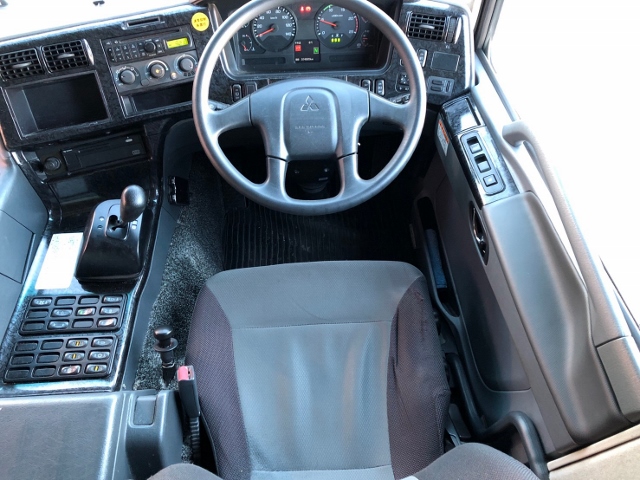 【343】ふそう　スーパーグレート　低床　総輪エアサス