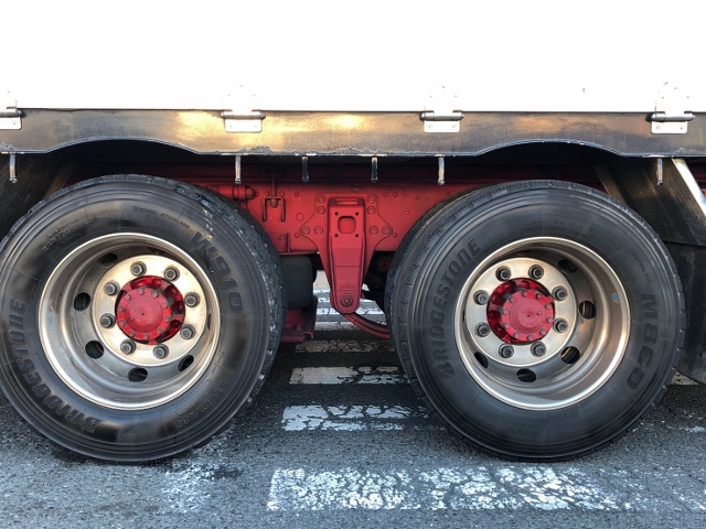 【343】ふそう　スーパーグレート　低床　総輪エアサス