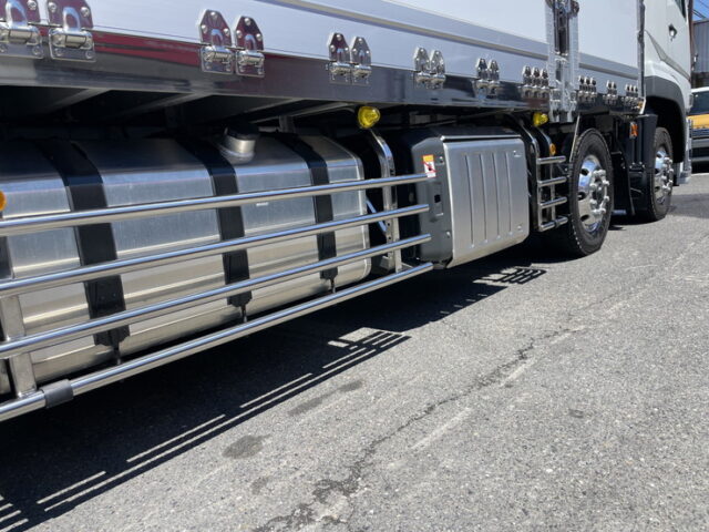 17スーパーグレート　ハイルーフ　冷凍ウィング　未登録未使用　造りボディ　格納ゲート付