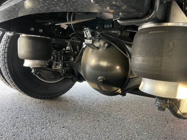 日野　17レンジャー　ウィング　6200ワイド　後輪エアサス　格納ゲート付　240馬力