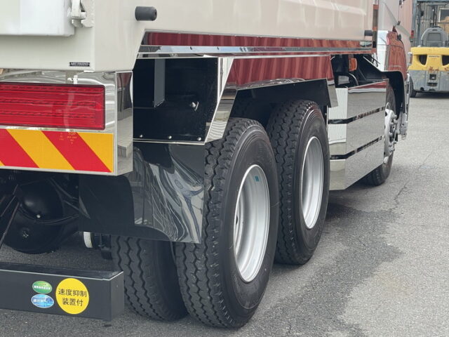 17スーパーグレート　ダンプ　5100×2200　未使用　新品ステンレス架装　7速MT　新明和ボデー