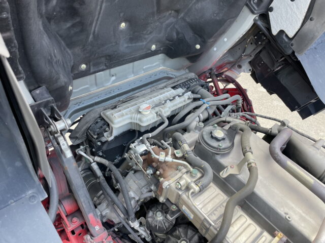 日野　17プロフィア　トラクターヘッド　架装多数　ハイルーフ