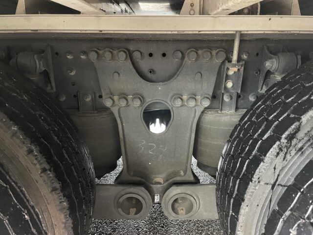 日野：17プロフィア：アルミウィング：ハイルーフ：7MT：リア門口ステンレス：アルミホイール：フロントバイザー ステンレス多数