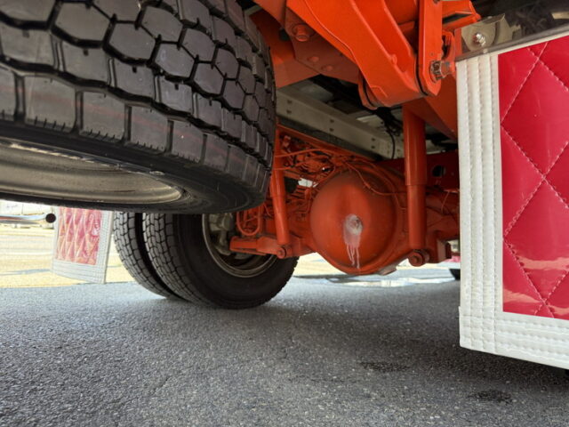 R3　日野　デュトロ　ワイドロング　アルミウィング　造りボディー　メッキ多数　