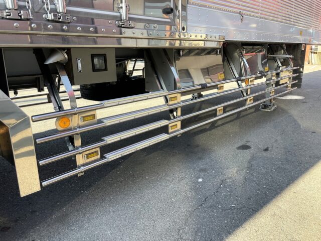 フルハーフ　トレーラー冷凍バン　サーモキング　プレジデント　３軸　リフトアクスル(中残し)