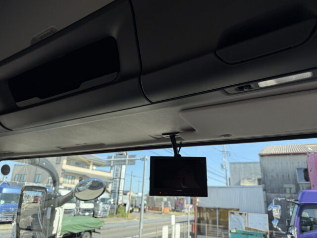 現行スーパーグレート：スーパーハイルーフ：トレーラーヘッド：未使用：プレミアムライン