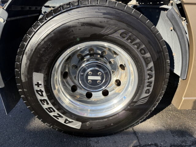 日野：プロフィア：ハイルーフ：トレーラーヘッド：エアロ付：エアサス：450馬力