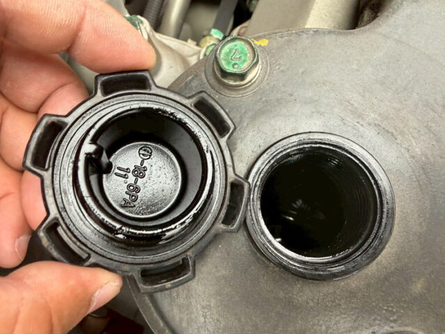 日野：17プロフィア：ハイルーフ：トレーラーヘッド：第5輪荷重11.500㎏：E13C