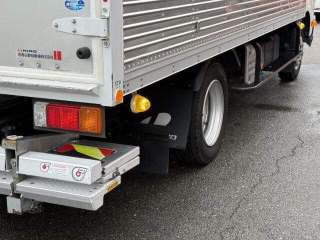 日野：デュトロ：バン：ワイドロング：格納ゲート：左スライドドア：AT車：準中型免許