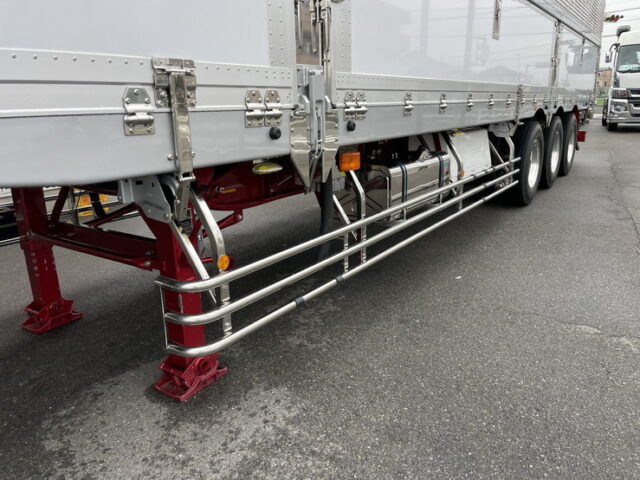 トレクス：トレーラー：冷凍ウィング：未使用：3軸：リフトアクスル：前壁：冷凍機