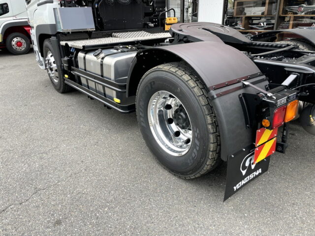 17スーパーグレート　トレーラーヘッド　スライドカプラー　未使用　E尺　460馬力　プレミアムライン