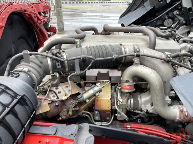 日野　17プロフィア　ハイルーフ　ウィング　造りボデー　1M10アオリ　内装生地張り