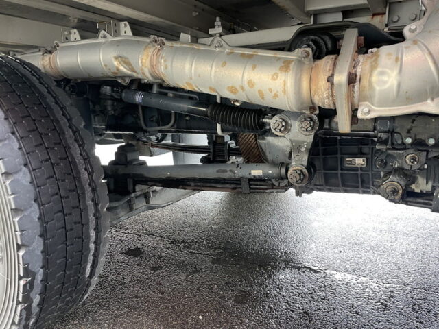 いすゞ　ギガ　ハイルーフ　ウィング　リア門口ステンレス　アルミホイール　7速MT