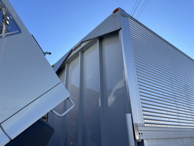 日野　17レンジャー　ハイルーフ　ウィング　6200ワイド　エアサス　240馬力