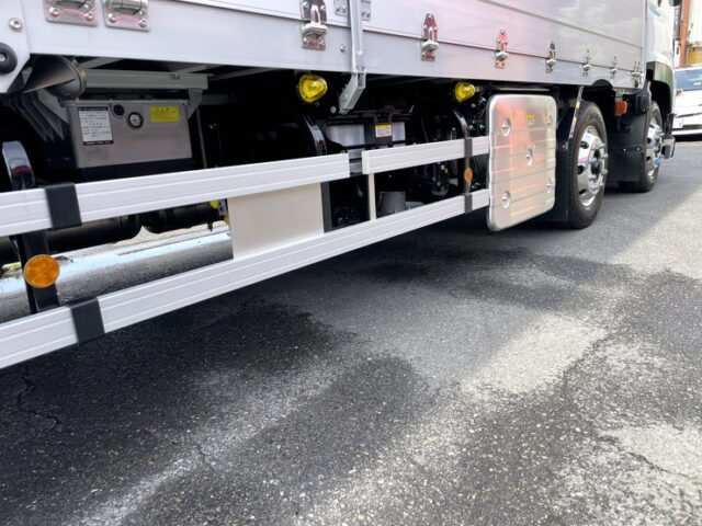 いすゞ　ギガ　登録済み未使用車　ハイルーフ　リア門工ステンレス　アルミホイール