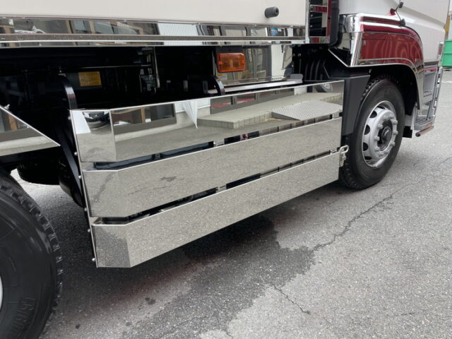 17スーパーグレート　ダンプ　5100×2200　未使用　新品ステンレス架装　7速MT　新明和ボデー