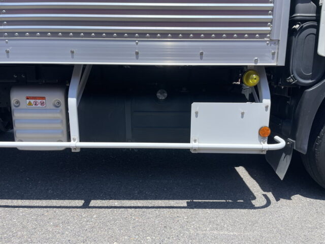 日野：デュトロ：アルミバン：ワイドロング：木床：横扉：150馬力：AT車