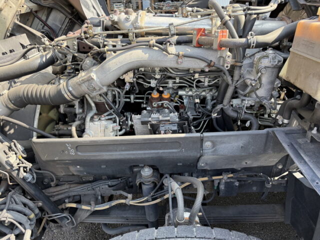 いすゞ：ギガ：ハイルーフ：トレーラーヘッド：アルミホイール：スムーサー