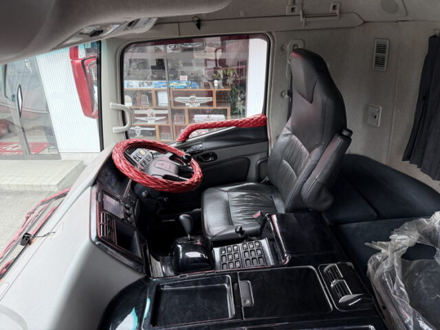 スーパーグレート：トレーラーヘッド：ハイキャブ：アルミホイール：エアサス