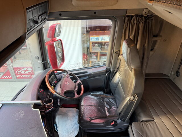 スカニア：R450：トレーラーヘッド：総輪エアサス：第5輪荷重11.300㎏：直6