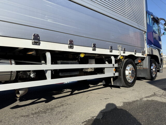 スーパーグレート：ウィング：メッキ多数：アルミホイール：ステンレス床：7速MT