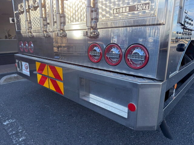 ふそう：ファイター：冷凍ウィング：架装多数：6700ワイド：板バネ：ハイグレード