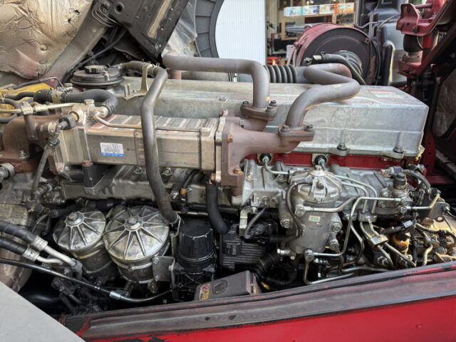 日野:プロフィア:ハイルーフ:トレーラーヘッド:メッキ多数:後輪エアサス:480馬力