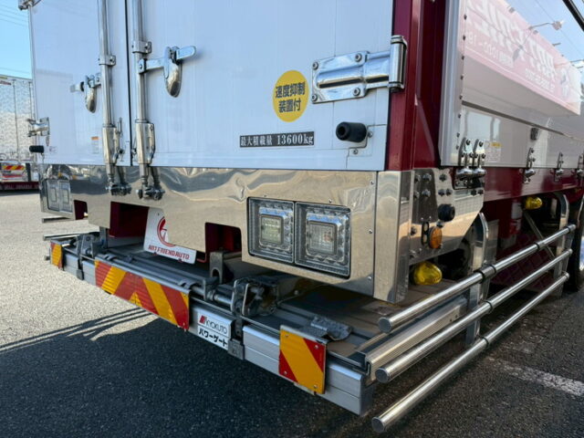 17スーパーグレート:ハイルーフ:ウィング:メッキ多数:アルミホイール:格納ゲート