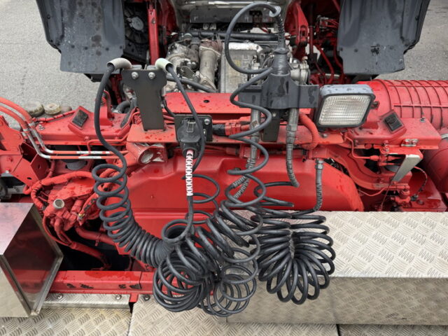 いすゞ:ギガ:ハイルーフ:トレーラーヘッド:フロントバイザー:第5輪荷重11.100㎏