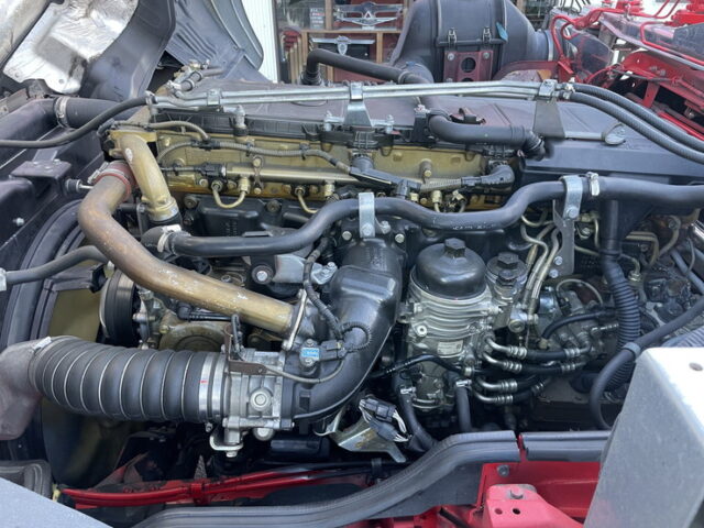 スーパーグレート　ハイルーフ　トレーラーヘッド　架装多数　ブタ鼻　7速MT