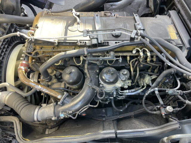 17スーパーグレート　冷凍バン　左観音扉　サブエンジン　ジョロ4キーストン　