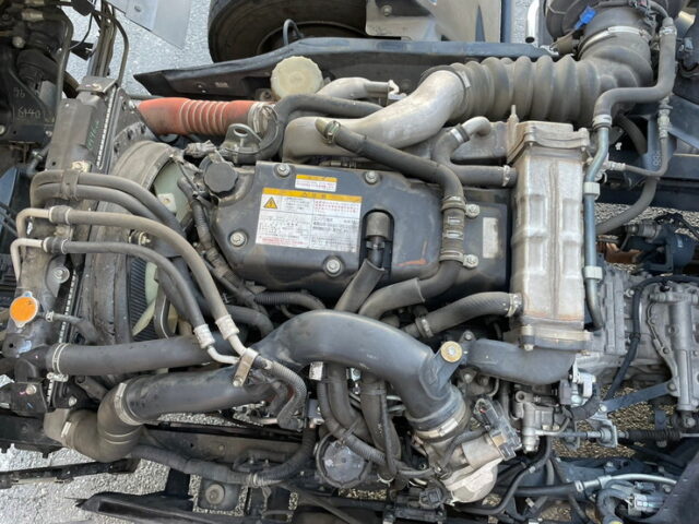 いすゞ:フォワード:ワイド:210馬力:アルミウィング:格納パワーゲート:リアエアサス:アルミホイール