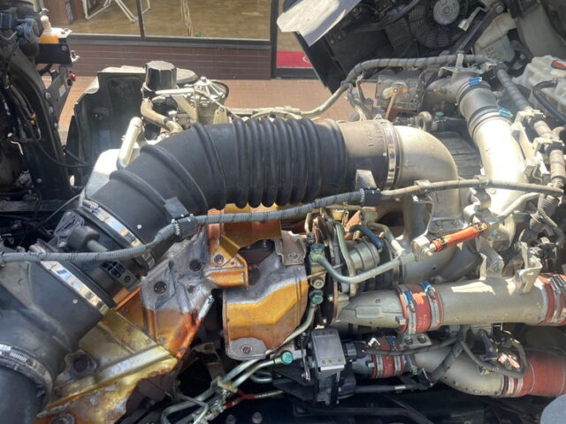 日野　17プロフィア　冷凍ウィング　ステンレス多数　菱重製冷凍機TDJS100DC