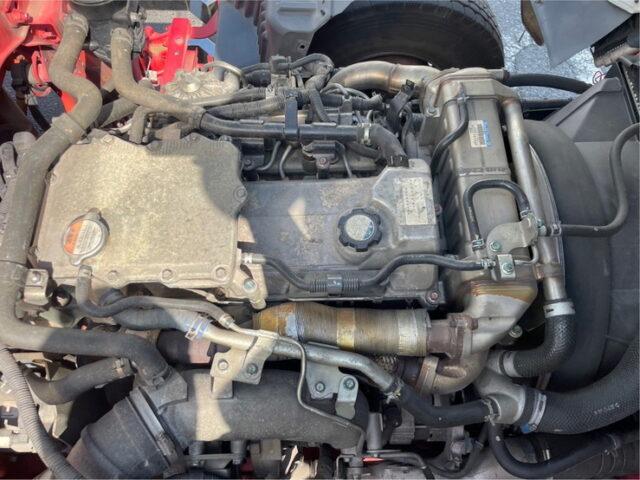 日野　レンジャープロ　冷凍ウィング　ステンレスサイドバンパー　メッキパーツ多数