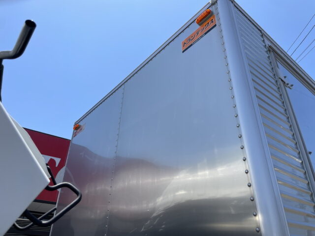 日野：デュトロ：アルミバン：ワイドロング：木床：横扉：150馬力：AT車