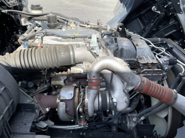 いすゞ：ギガ：ハイルーフ：ウィング：AT：木床：アルミホイール：リアエアサス