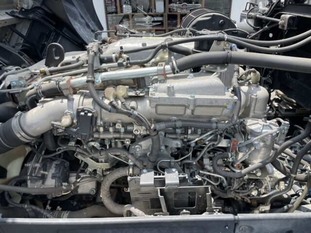 いすゞ：ギガ：ハイルーフ：ウィング：木床：格納パワーゲート：アルミホイール