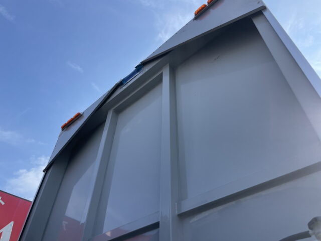 17スーパーグレート：ハイルーフ：ウィング：メッキ多数：アルミホイール